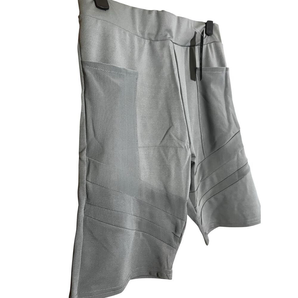 C-Mode Workout Shorts Gray Womens w/Mesh pockets & Leg Stripes NWT S/M - Picture 3 of 6